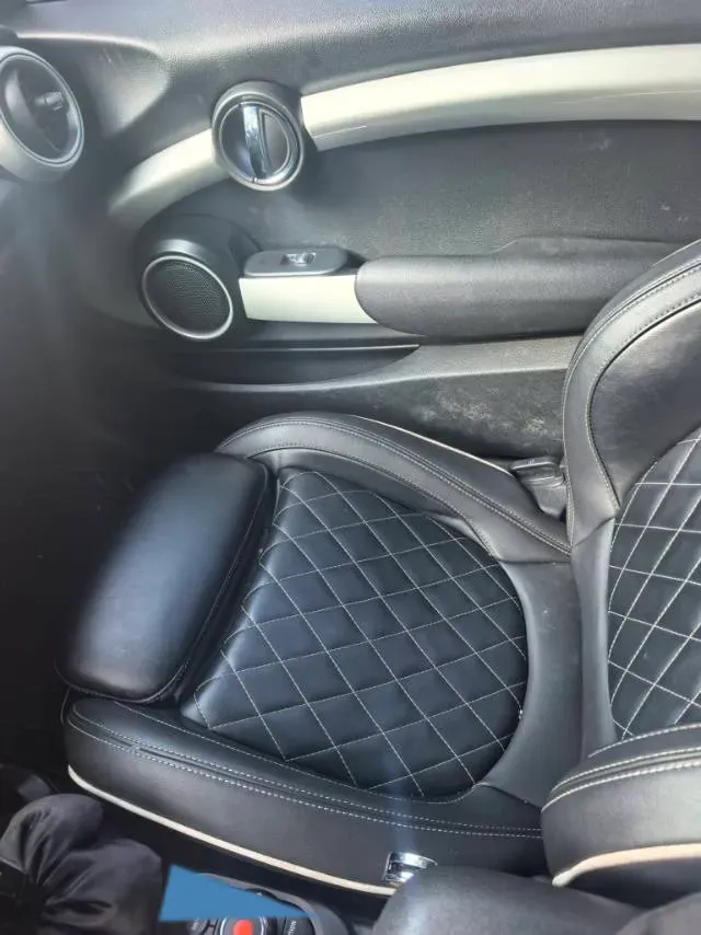 2020 MINI MINI 1.5T 136HP L3 7DCT,autocango,china used car exporter,china ev exporter,chinese used car exporter,chinese used ev exporter