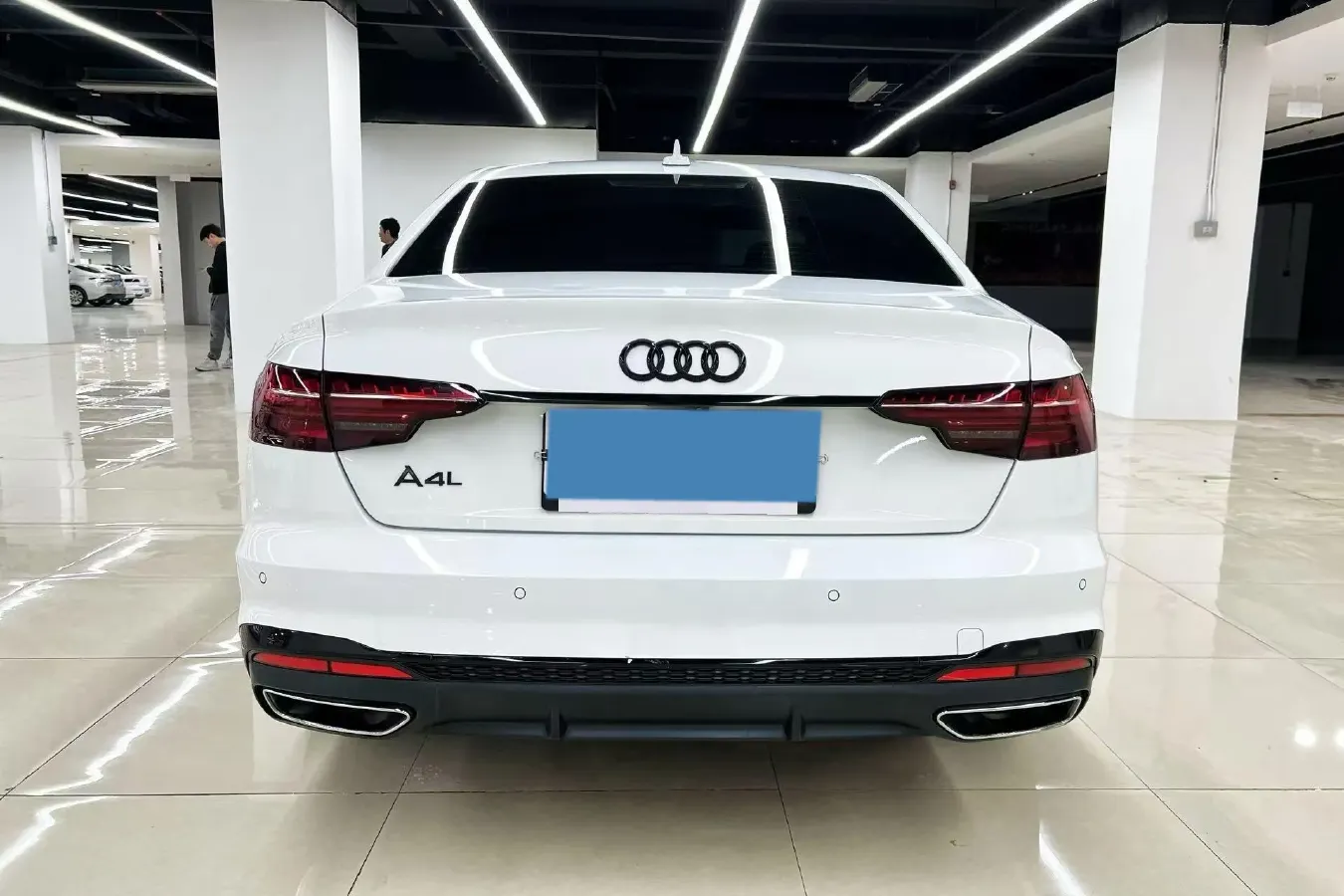 2022 Audi A4L 2.0T 190HP L4 7DCT,autocango,china used car exporter,china ev exporter,chinese used car exporter,chinese used ev exporter