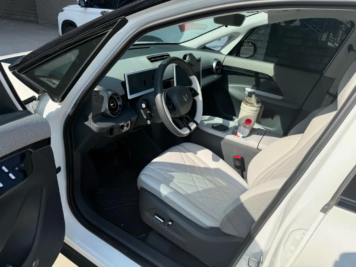 2023 Great Wall Poer 2.0T 163HP L4 8AT,autocango,china used car exporter,china ev exporter,chinese used car exporter,chinese used ev exporter