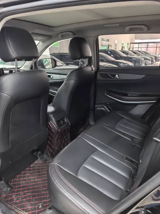 2022 ChangAn CS75 1.5T 180HP L4 7DCT,autocango,china used car exporter,china ev exporter,chinese used car exporter,chinese used ev exporter