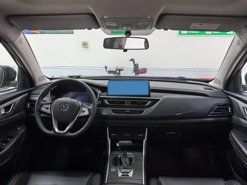 2022 ChangAn CS75 1.5T 180HP L4 7DCT,autocango,china used car exporter,china ev exporter,chinese used car exporter,chinese used ev exporter