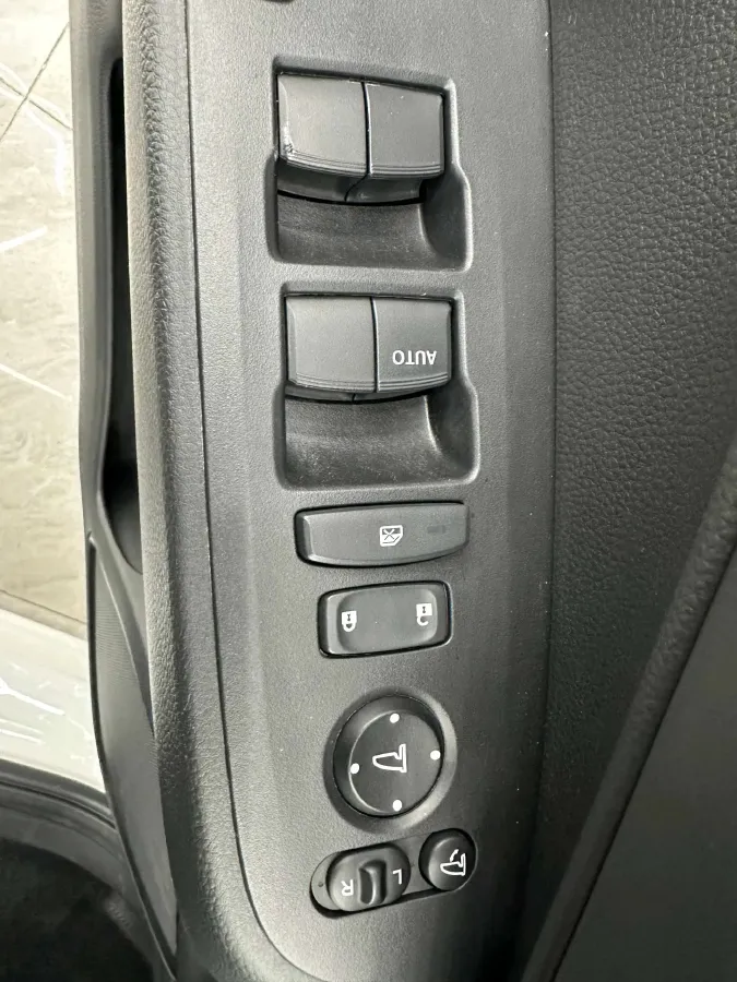 2023 Honda XR-V 1.5L 124HP L4 CVT,autocango,china used car exporter,china ev exporter,chinese used car exporter,chinese used ev exporter