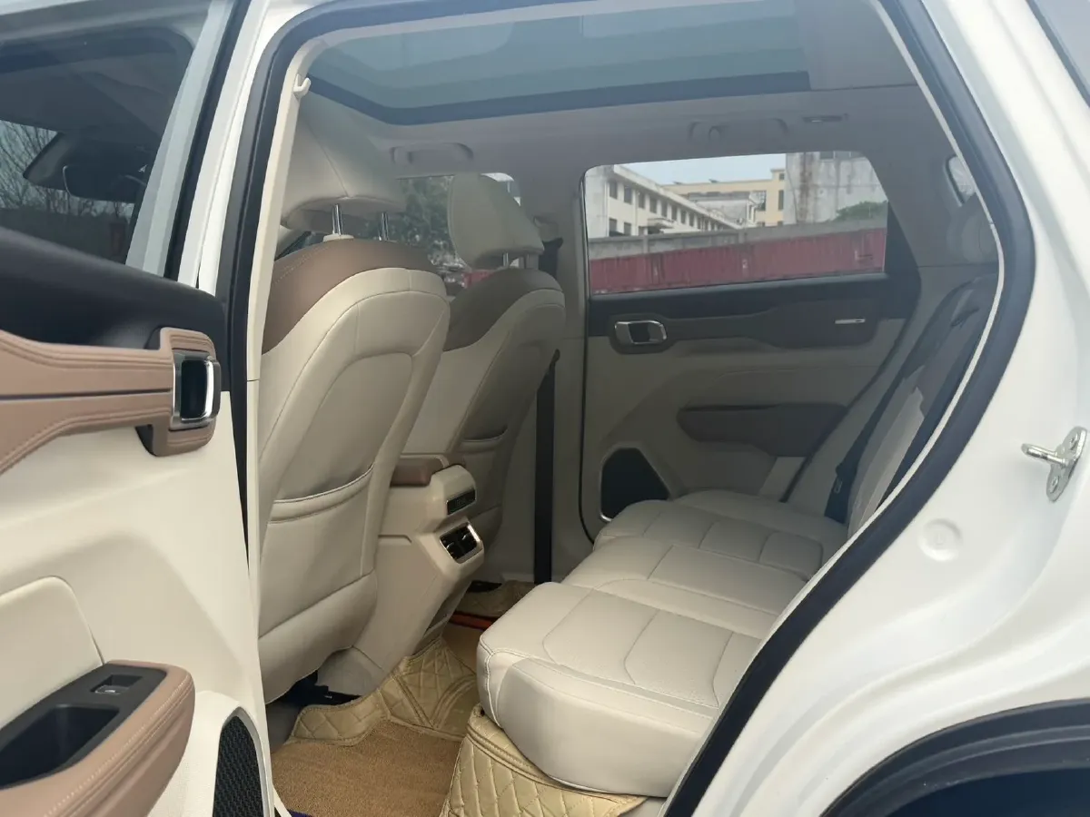 2020 Geely ICON 1.5T 177HP L3 7DCT,autocango,china used car exporter,china ev exporter,chinese used car exporter,chinese used ev exporter