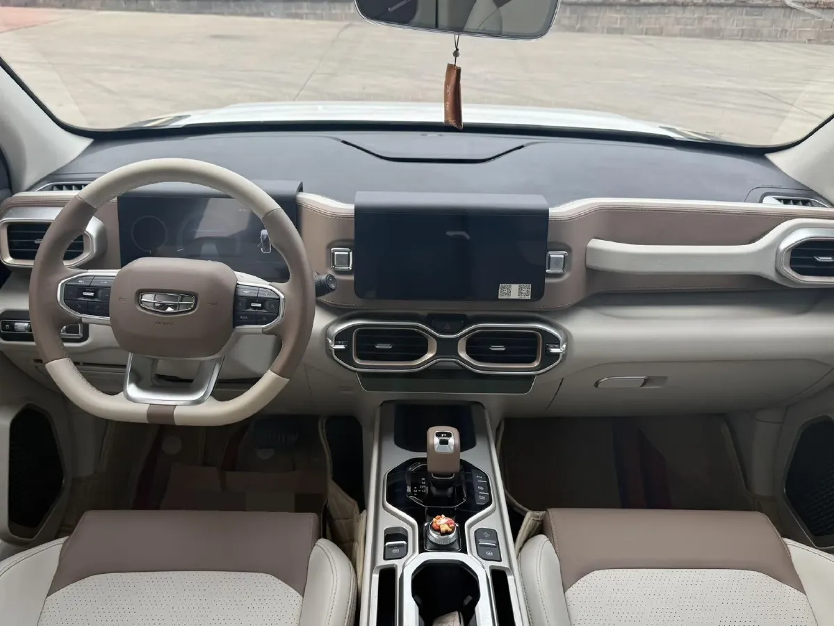 2020 Geely ICON 1.5T 177HP L3 7DCT,autocango,china used car exporter,china ev exporter,chinese used car exporter,chinese used ev exporter