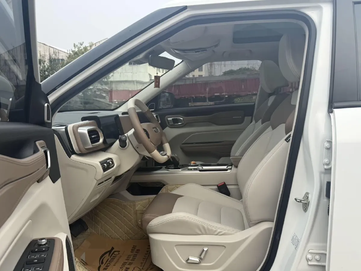 2020 Geely ICON 1.5T 177HP L3 7DCT,autocango,china used car exporter,china ev exporter,chinese used car exporter,chinese used ev exporter