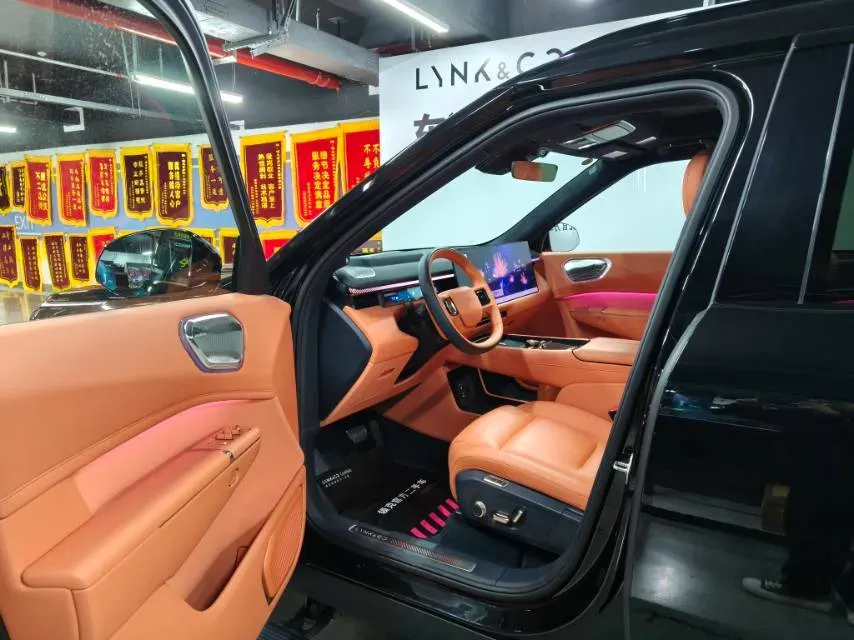 2025 LYNK&CO 900 1.5T 190HP L4 3DHT PHEV 43.3KWH,autocango,china used car exporter,china ev exporter,chinese used car exporter,chinese used ev exporter