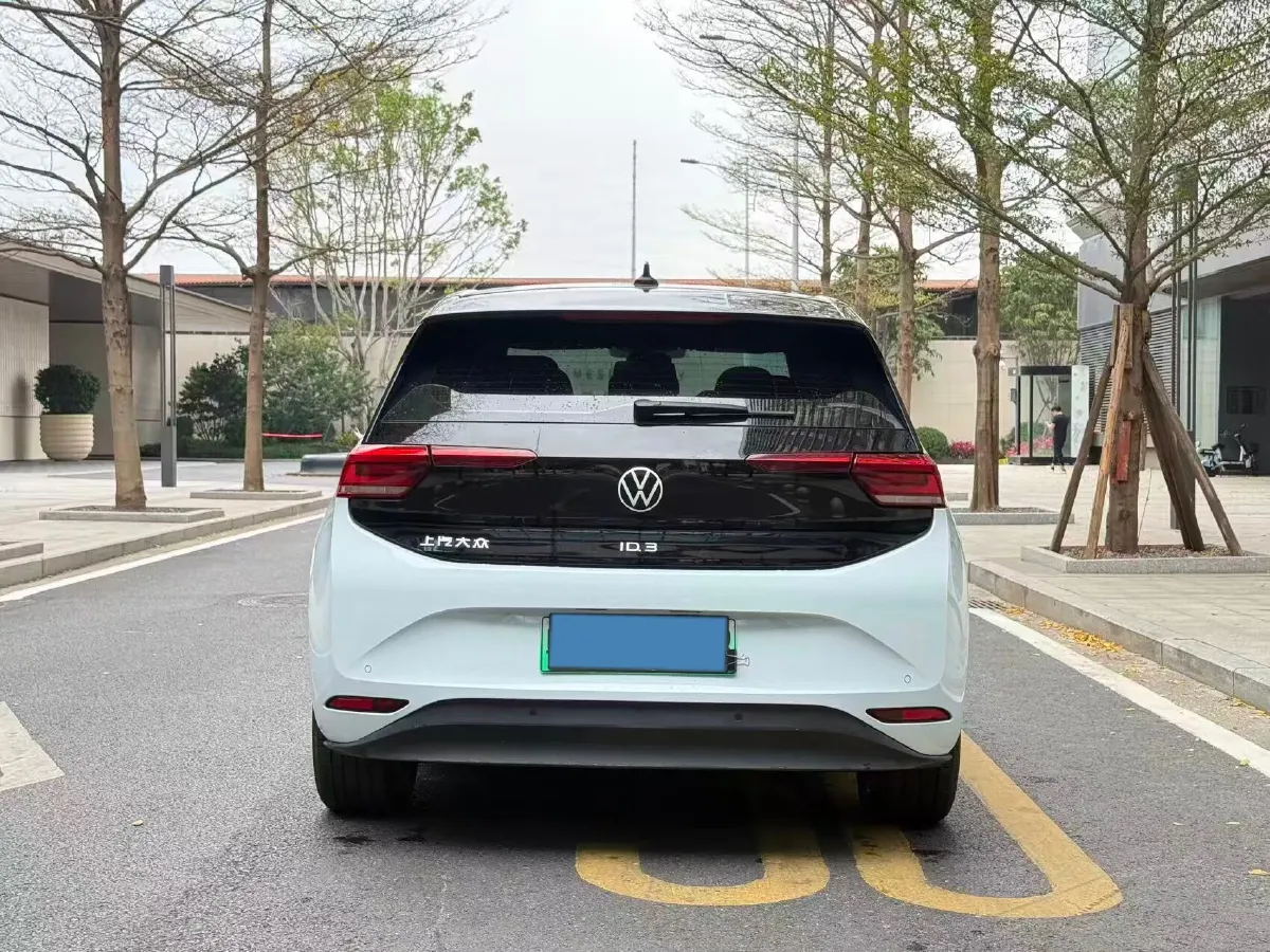 2023 Volkswagen ID.3 BEV 52.8KWH,autocango,china used car exporter,china ev exporter,chinese used car exporter,chinese used ev exporter
