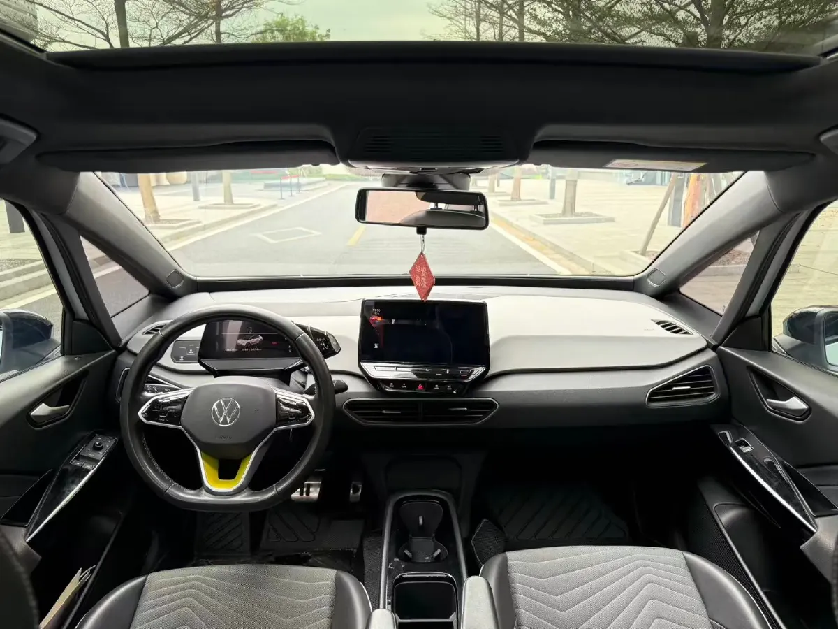 2023 Volkswagen ID.3 BEV 52.8KWH,autocango,china used car exporter,china ev exporter,chinese used car exporter,chinese used ev exporter