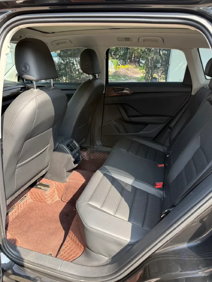 2021 Volkswagen Tharu 1.4T 150HP L4 7DCT,autocango,china used car exporter,china ev exporter,chinese used car exporter,chinese used ev exporter