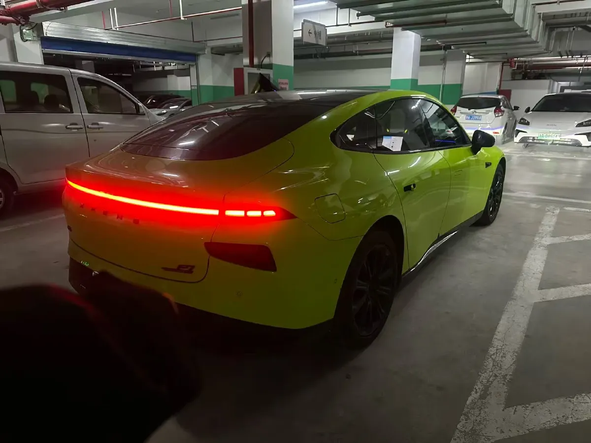 2021 Xpeng P7 BEV 83.1KWH,autocango,china used car exporter,china ev exporter,chinese used car exporter,chinese used ev exporter