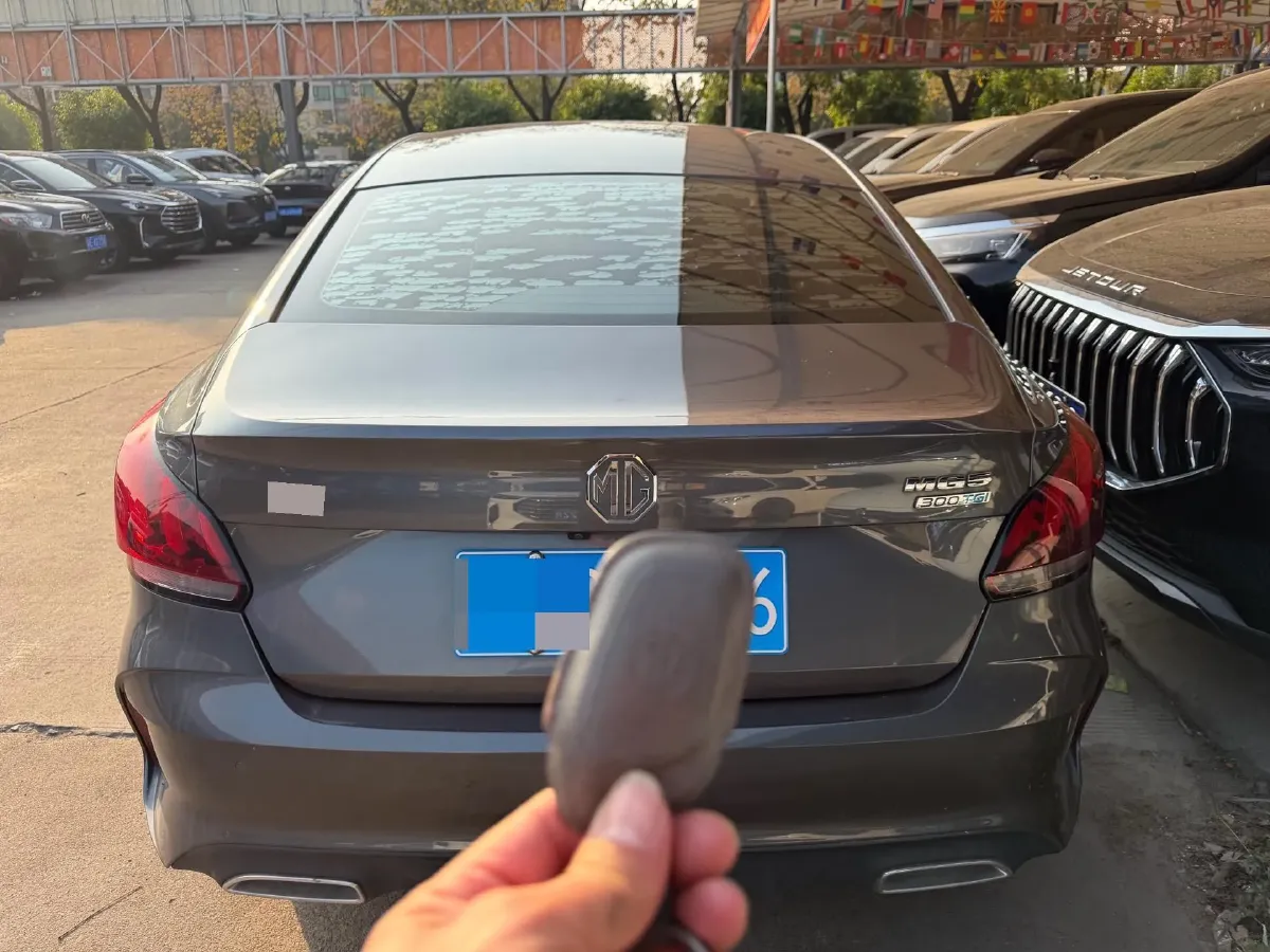 2021 MG 5 1.5T 173HP L4 7DCT,autocango,china used car exporter,china ev exporter,chinese used car exporter,chinese used ev exporter