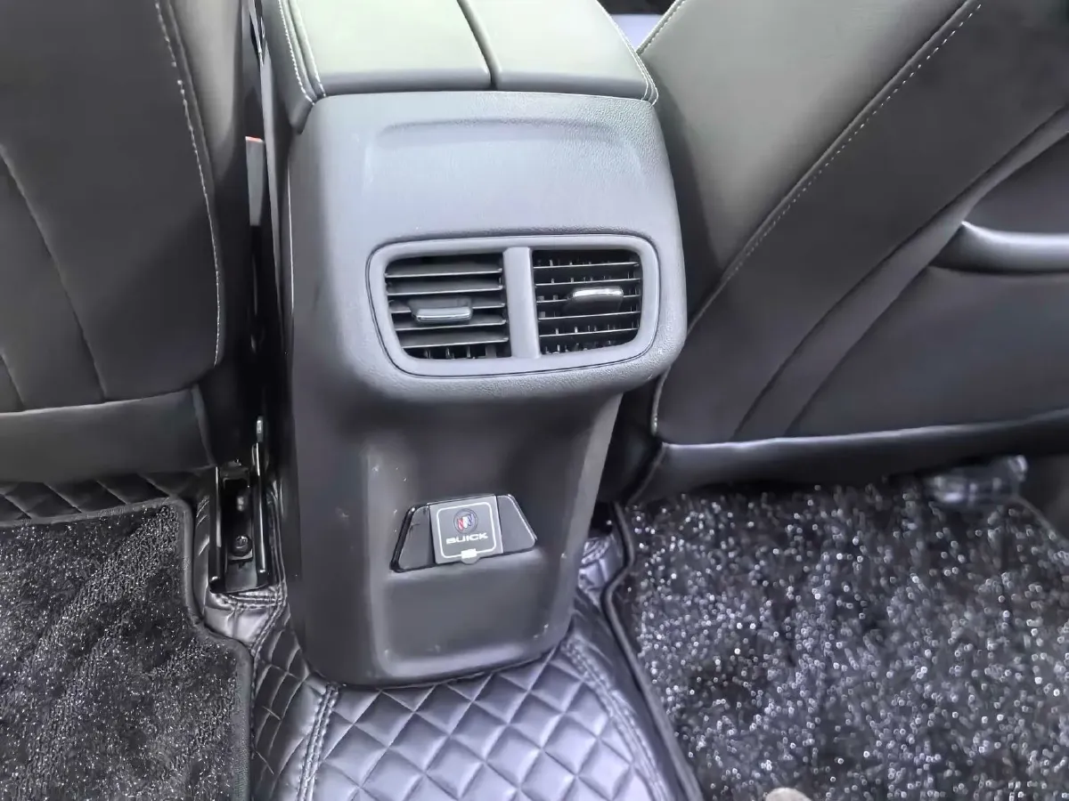 2022 Buick EnvisionPlus 2.0T 237HP L4 9AT,autocango,china used car exporter,china ev exporter,chinese used car exporter,chinese used ev exporter