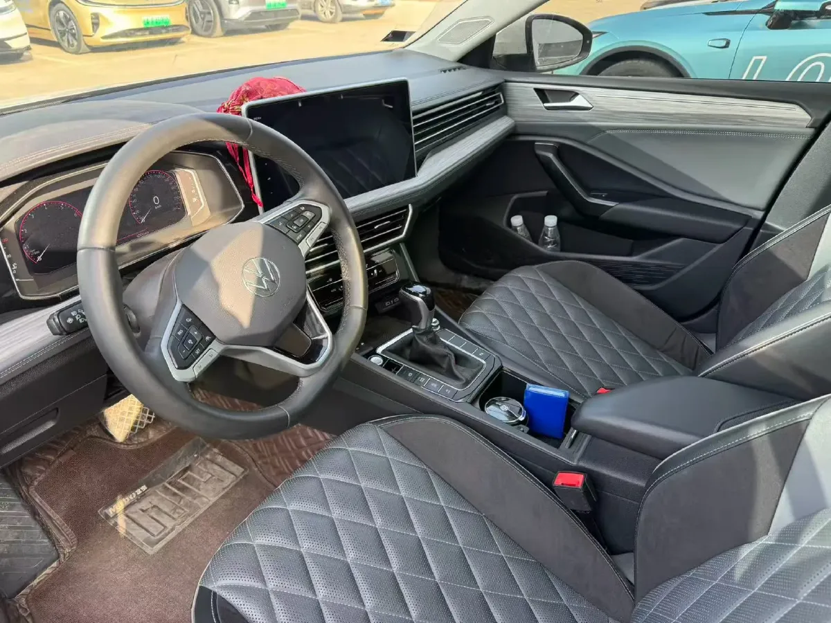 2024 Volkswagen Sagitar 1.5T 160HP L4 7DCT,autocango,china used car exporter,china ev exporter,chinese used car exporter,chinese used ev exporter