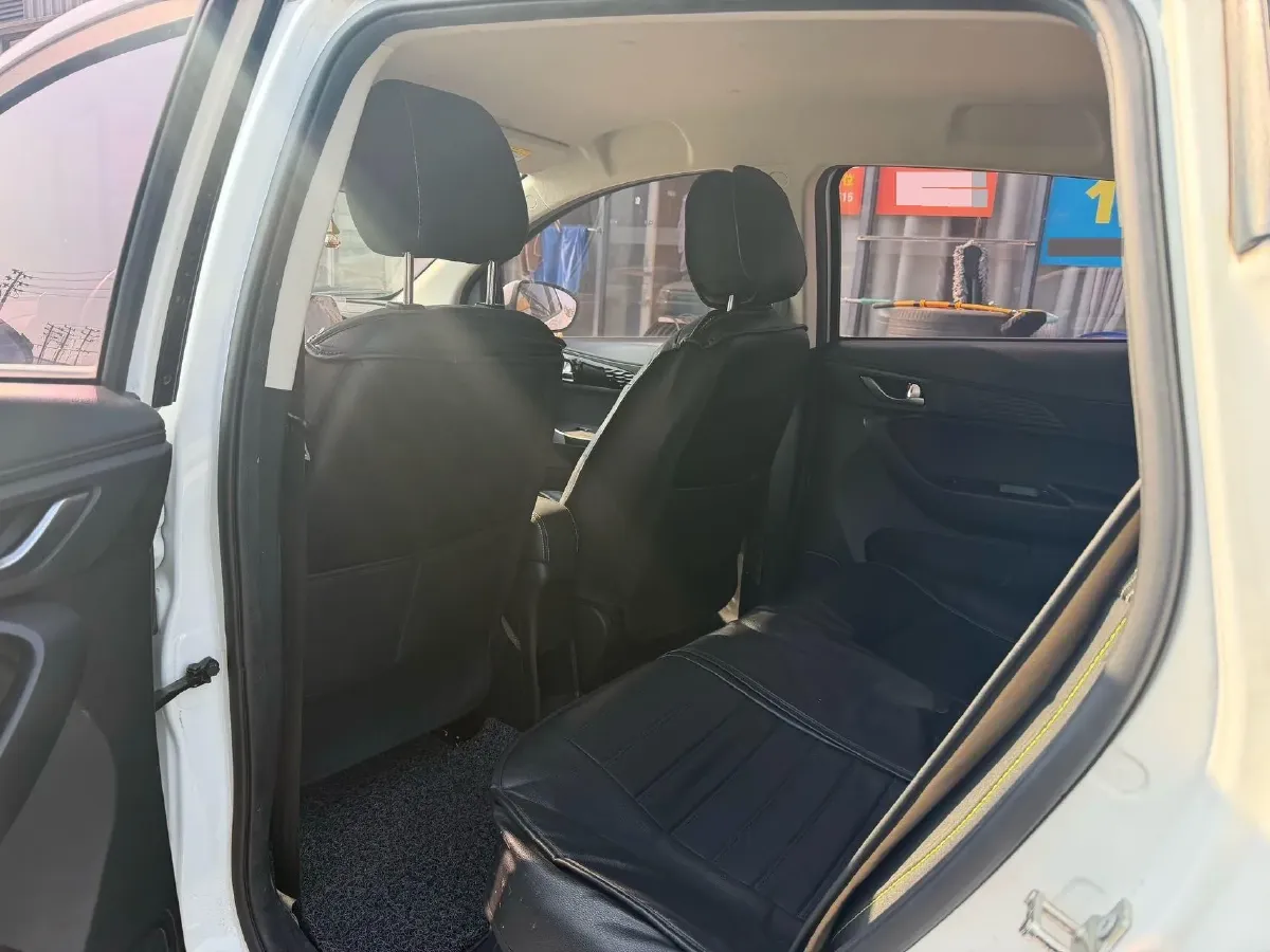 2020 ChangAn BenBen E-Star BEV 32.2KWH,autocango,china used car exporter,china ev exporter,chinese used car exporter,chinese used ev exporter