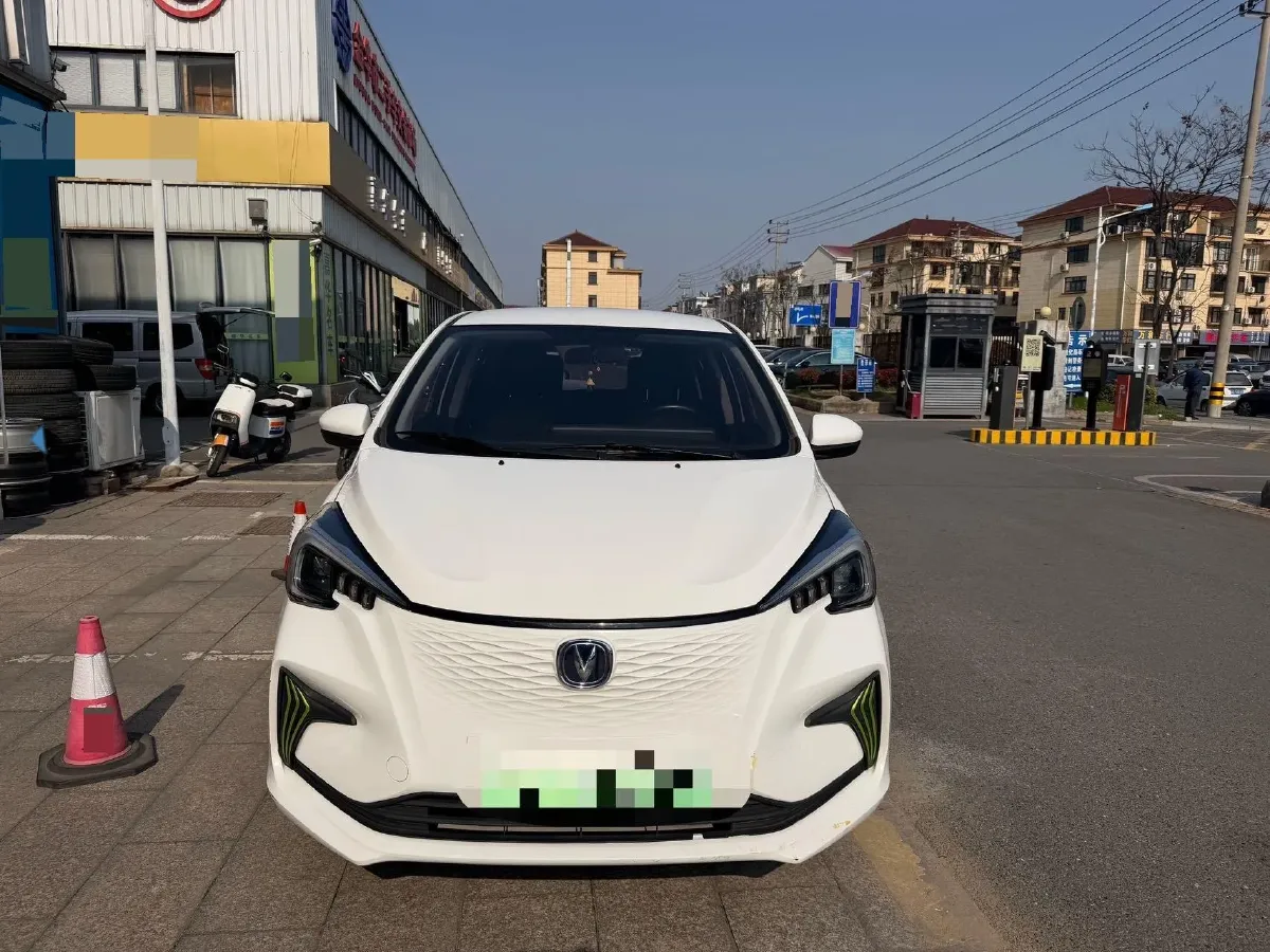2020 ChangAn BenBen E-Star BEV 32.2KWH,autocango,china used car exporter,china ev exporter,chinese used car exporter,chinese used ev exporter
