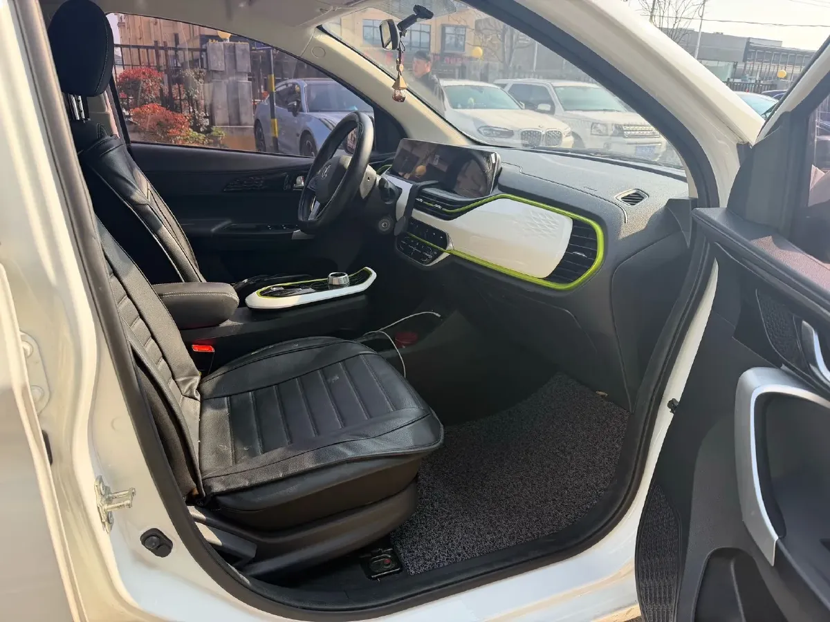 2020 ChangAn BenBen E-Star BEV 32.2KWH,autocango,china used car exporter,china ev exporter,chinese used car exporter,chinese used ev exporter