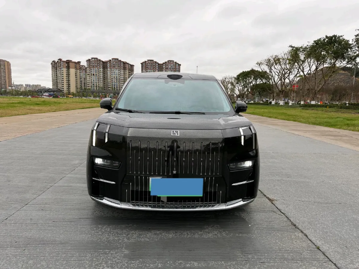 2024 Zeekr 009 BEV 108KWH,autocango,china used car exporter,china ev exporter,chinese used car exporter,chinese used ev exporter