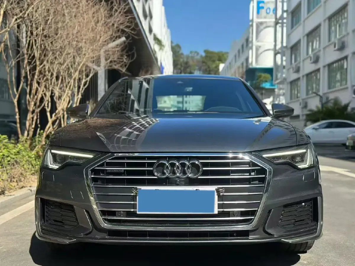 2020 Audi A6L 2.0T 224HP L4 7DCT,autocango,china used car exporter,china ev exporter,chinese used car exporter,chinese used ev exporter