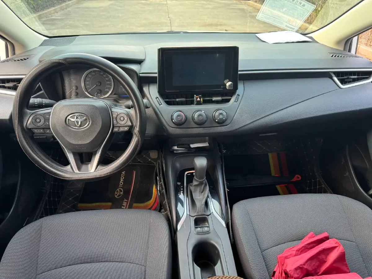 2021 Toyota Corolla 1.2T 116HP L4 CVT,autocango,china used car exporter,china ev exporter,chinese used car exporter,chinese used ev exporter