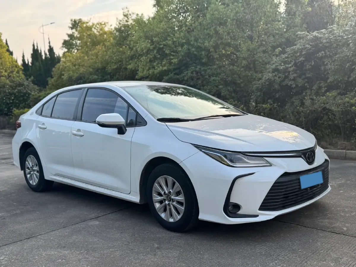 2021 Toyota Corolla 1.2T 116HP L4 CVT,autocango,china used car exporter,china ev exporter,chinese used car exporter,chinese used ev exporter