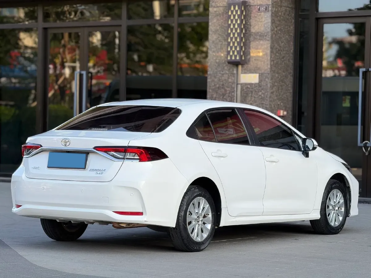 2021 Toyota Corolla 1.2T 116HP L4 CVT,autocango,china used car exporter,china ev exporter,chinese used car exporter,chinese used ev exporter