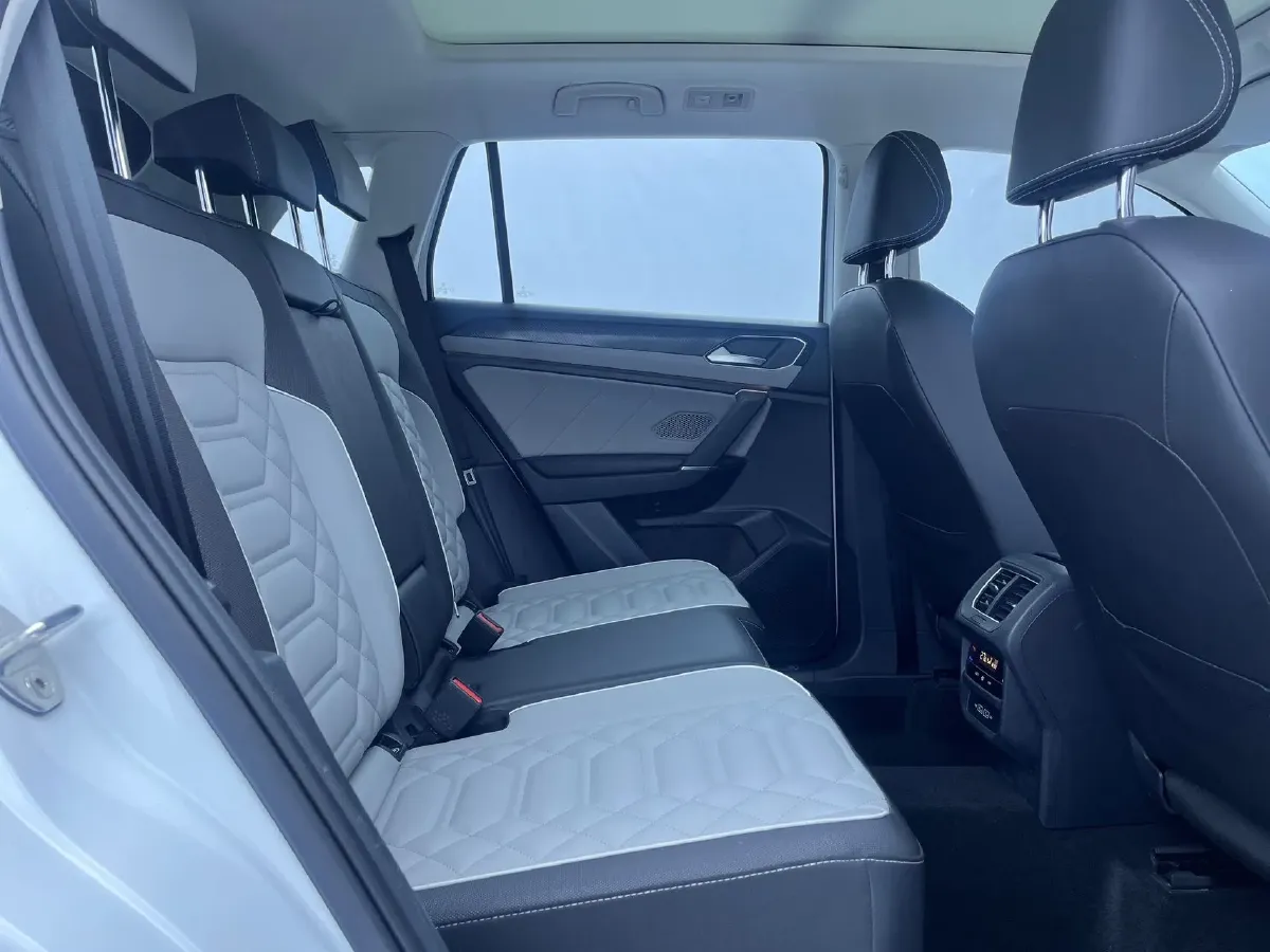 2023 Volkswagen Tayron 1.4T 150HP L4 7DCT,autocango,china used car exporter,china ev exporter,chinese used car exporter,chinese used ev exporter