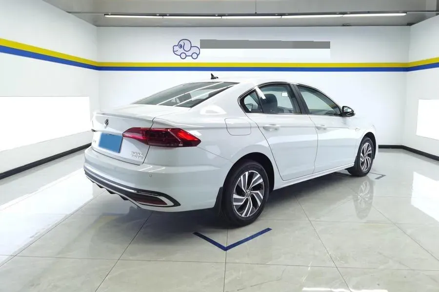 2025 Volkswagen Bora 1.2T 116HP L4 7DCT,autocango,china used car exporter,china ev exporter,chinese used car exporter,chinese used ev exporter