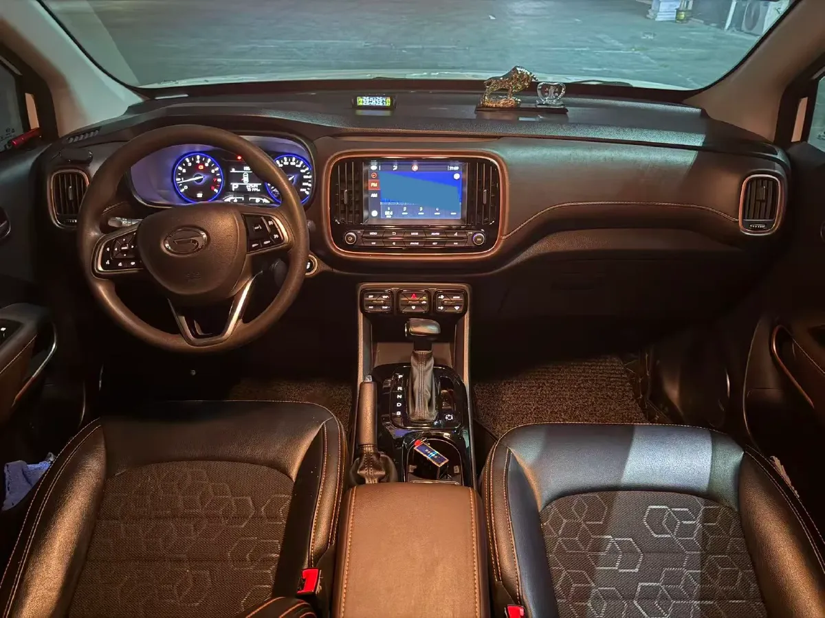 2017 GAC Trumpchi GS3 1.3T 137HP L4 6AT,autocango,china used car exporter,china ev exporter,chinese used car exporter,chinese used ev exporter