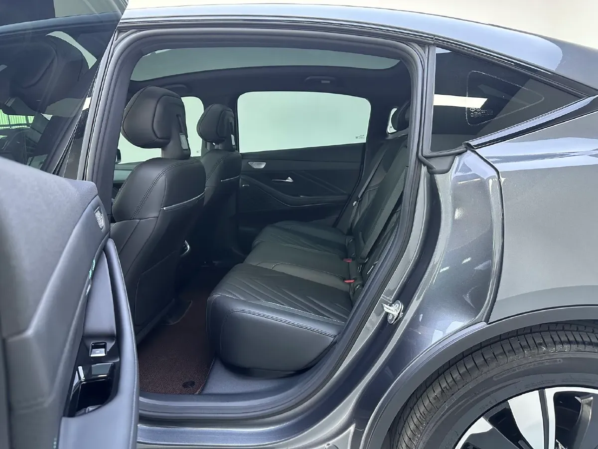 2025 Deepal SL03 1.5L 95HP L4 REEV 18.99KWH,autocango,china used car exporter,china ev exporter,chinese used car exporter,chinese used ev exporter