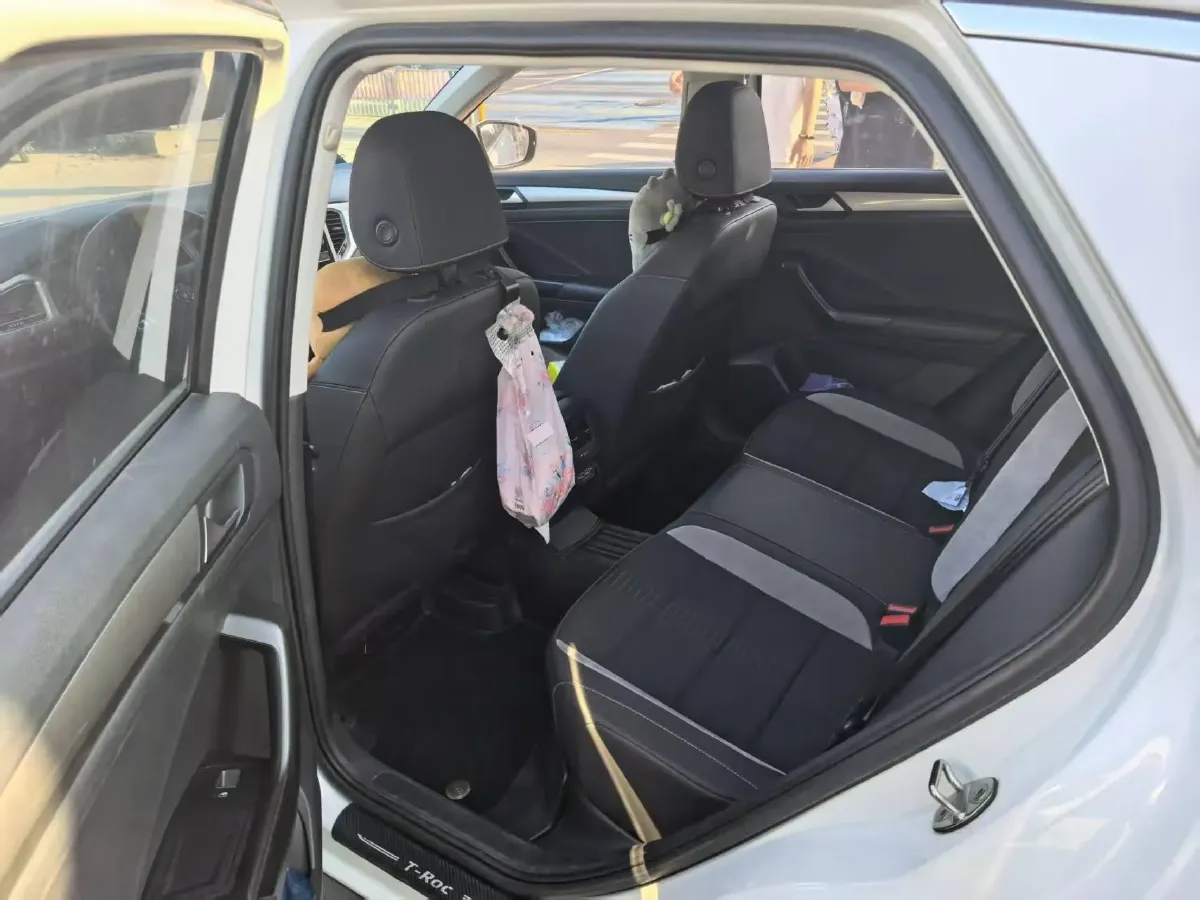 2020 Volkswagen T-Roc 1.4T 131HP L4 7DCT,autocango,china used car exporter,china ev exporter,chinese used car exporter,chinese used ev exporter