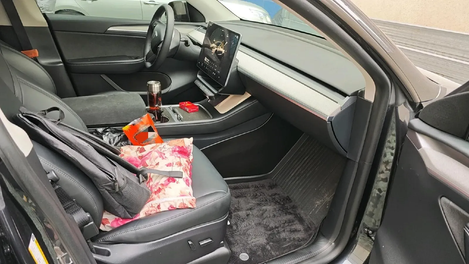 2024 Iveco OuSheng BEV 77.28KWH,autocango,china used car exporter,china ev exporter,chinese used car exporter,chinese used ev exporter