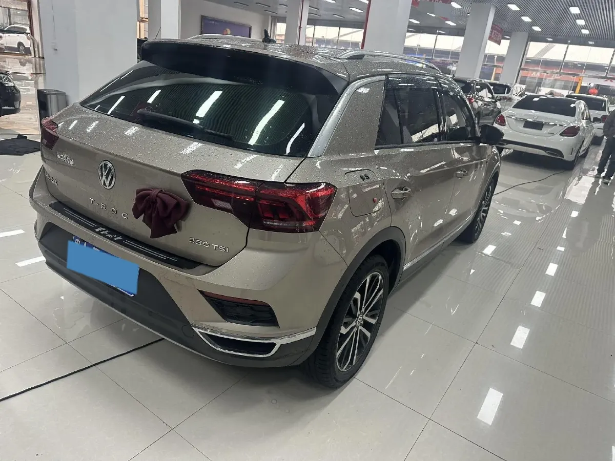 2020 Volkswagen T-Roc 1.4T 150HP L4 7DCT,autocango,china used car exporter,china ev exporter,chinese used car exporter,chinese used ev exporter