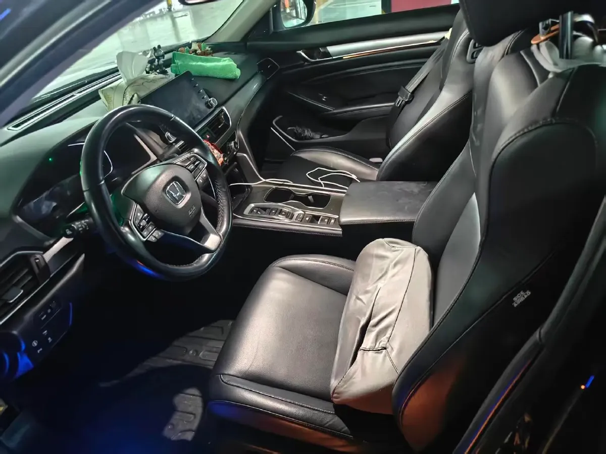 2021 Honda Accord 2.0L 146HP L4 E-CVT Hybrid,autocango,china used car exporter,china ev exporter,chinese used car exporter,chinese used ev exporter