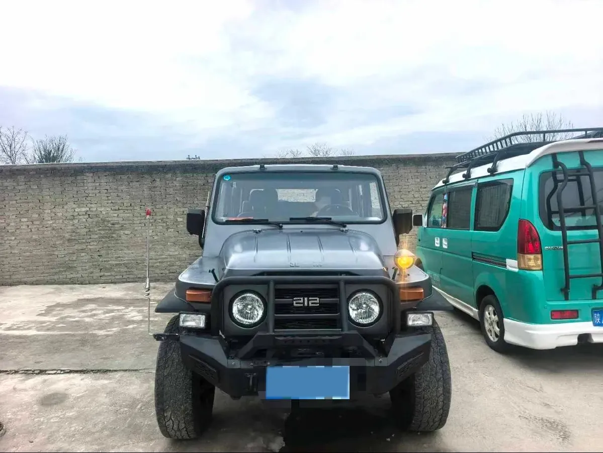 2023 BAW 212 2.4T 211HP L4 6MT,autocango,china used car exporter,china ev exporter,chinese used car exporter,chinese used ev exporter