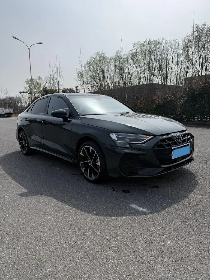 2025 Audi A3 1.5T 160HP L4 7DCT,autocango,china used car exporter,china ev exporter,chinese used car exporter,chinese used ev exporter