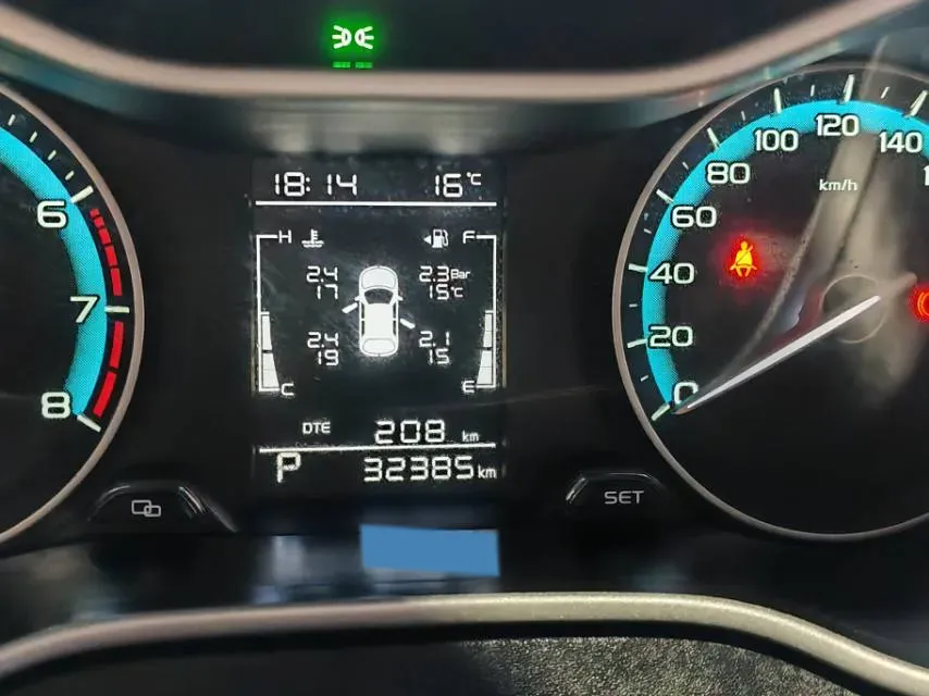 2021 BaoJun 530 1.5T 147HP L4 CVT,autocango,china used car exporter,china ev exporter,chinese used car exporter,chinese used ev exporter