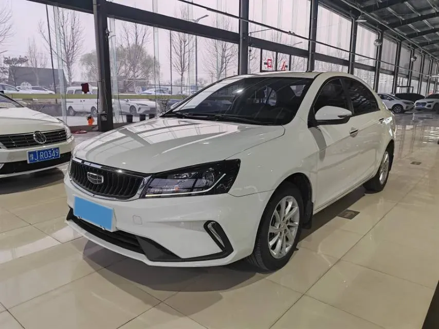 2021 BaoJun 530 1.5T 147HP L4 CVT,autocango,china used car exporter,china ev exporter,chinese used car exporter,chinese used ev exporter