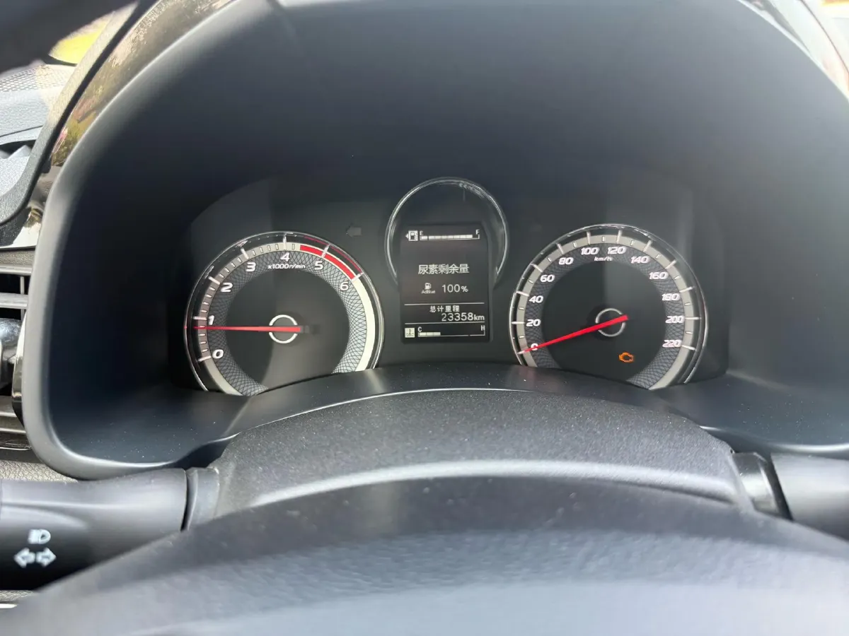 2024 Isuzu Jim 2.8T 120HP L4 5MT,autocango,china used car exporter,china ev exporter,chinese used car exporter,chinese used ev exporter