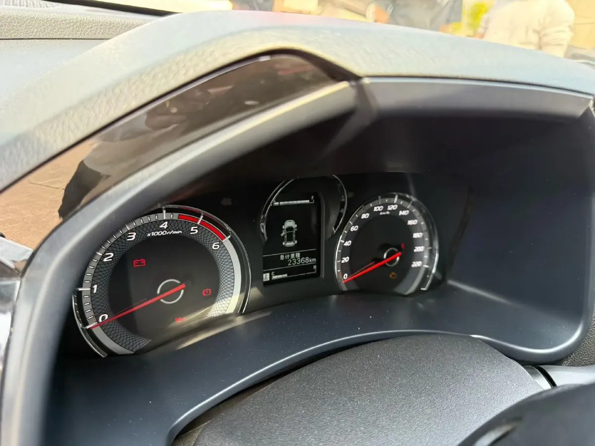 2024 Isuzu Jim 2.8T 120HP L4 5MT,autocango,china used car exporter,china ev exporter,chinese used car exporter,chinese used ev exporter