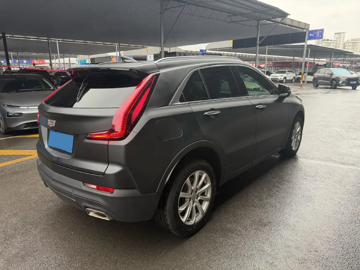2021 Cadillac XT4 2.0T 237HP L4 9AT,autocango,china used car exporter,china ev exporter,chinese used car exporter,chinese used ev exporter