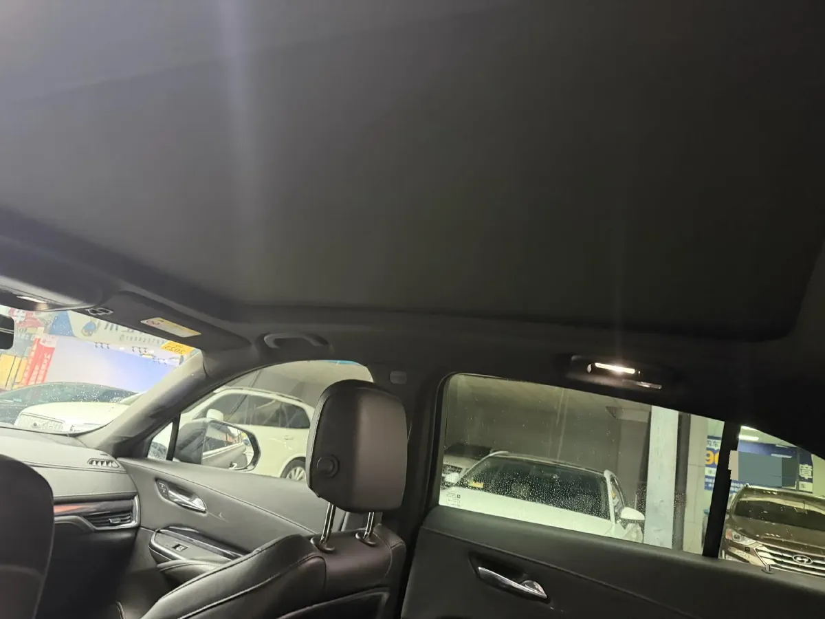 2021 Cadillac XT4 2.0T 237HP L4 9AT,autocango,china used car exporter,china ev exporter,chinese used car exporter,chinese used ev exporter