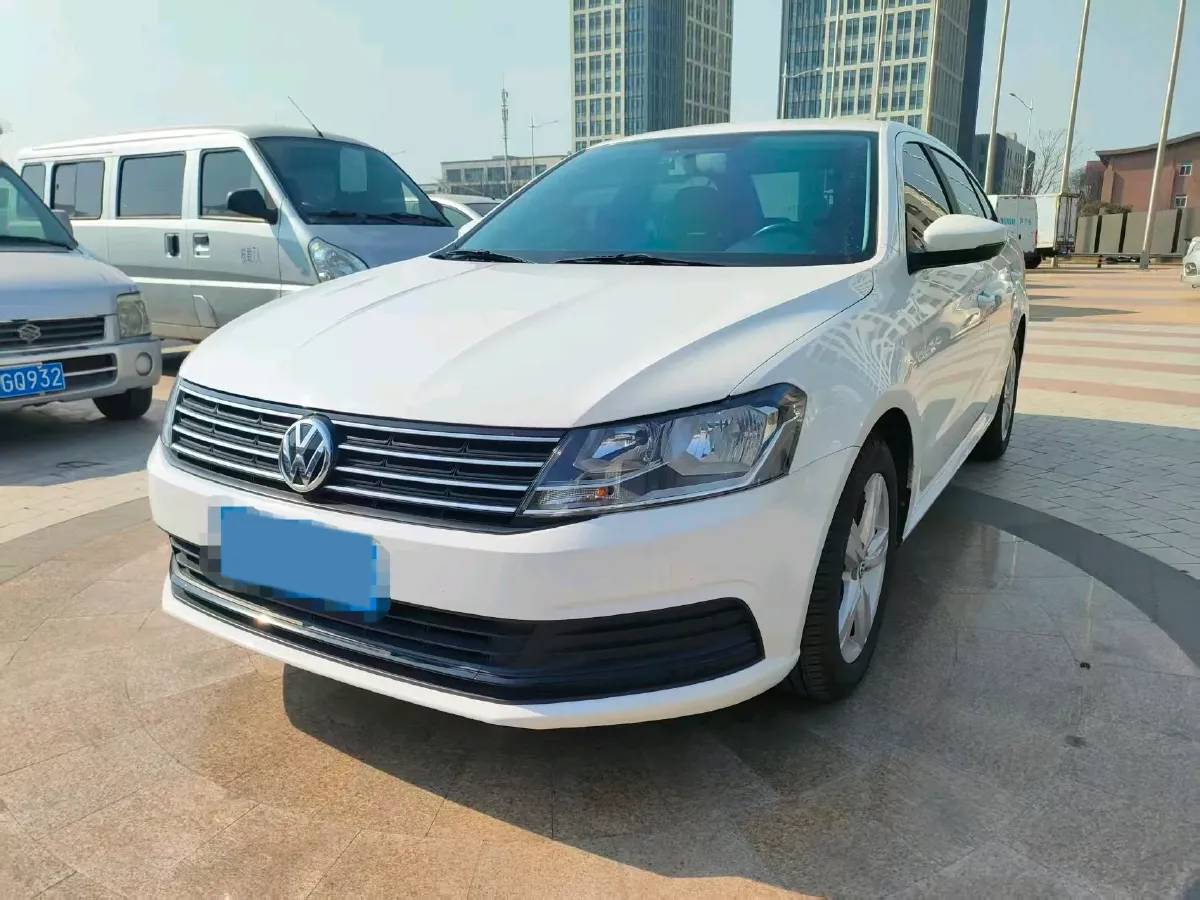 2018 Landwind XiaoYao 1.5T 163HP L4 CVT,autocango,china used car exporter,china ev exporter,chinese used car exporter,chinese used ev exporter