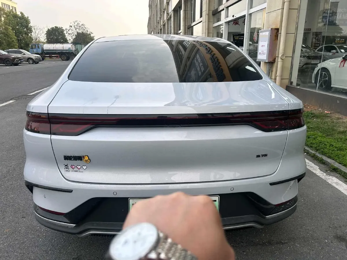 2024 BYD Han 1.5T 139HP L4 E-CVT PHEV 18.316KWH,autocango,china used car exporter,china ev exporter,chinese used car exporter,chinese used ev exporter