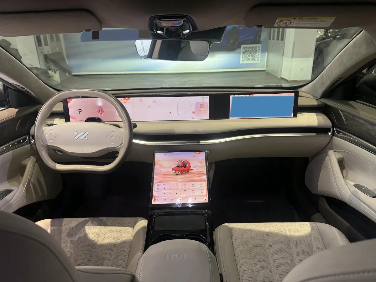 2022 IM L7 BEV 90KWH,autocango,china used car exporter,china ev exporter,chinese used car exporter,chinese used ev exporter