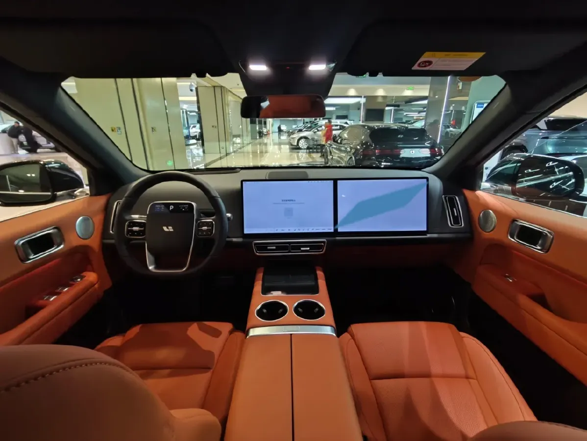 2025 Li L6 Range Extended 154HP L4 REEV,autocango,china used car exporter,china ev exporter,chinese used car exporter,chinese used ev exporter