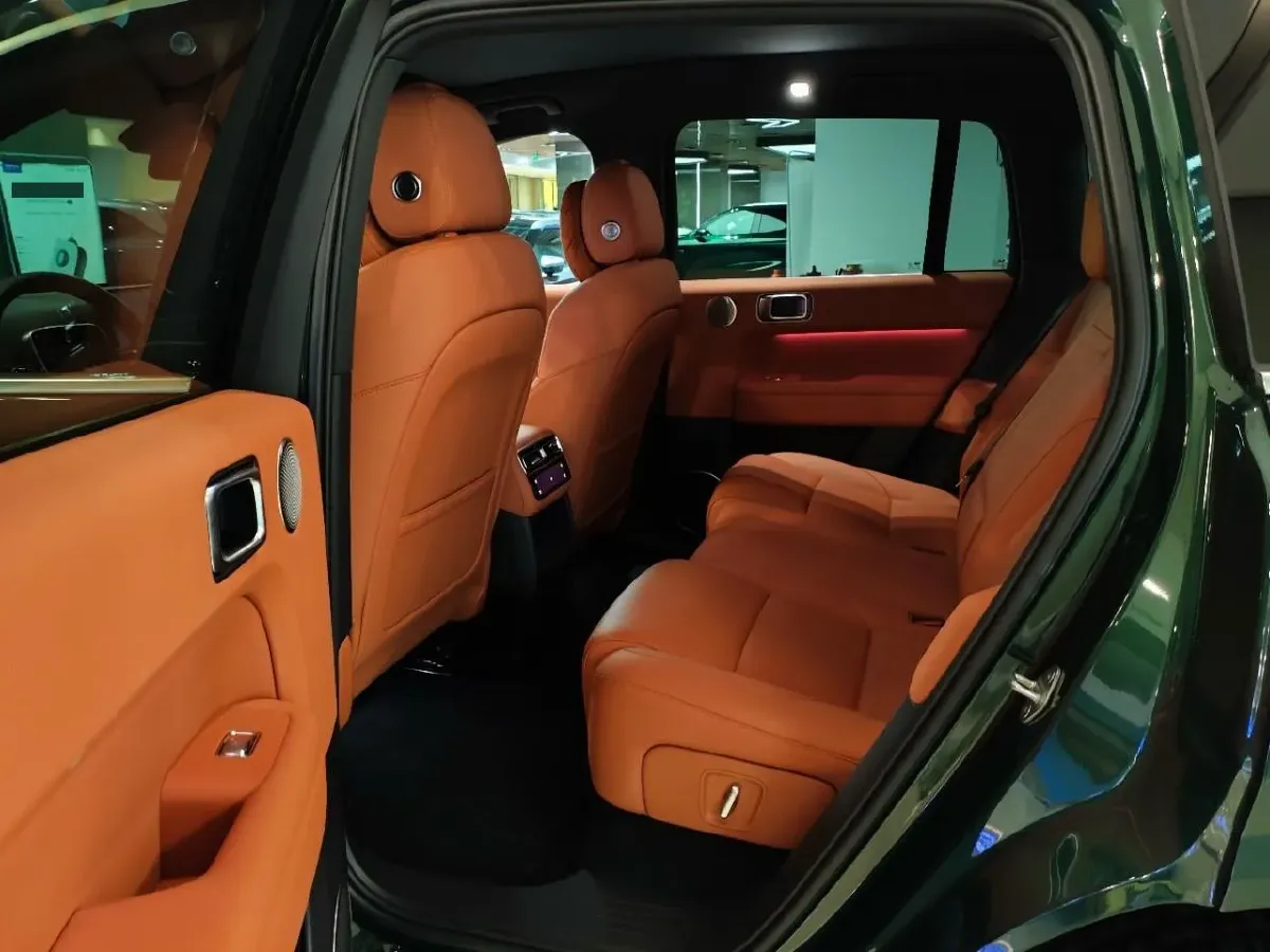 2025 Li L6 Range Extended 154HP L4 REEV,autocango,china used car exporter,china ev exporter,chinese used car exporter,chinese used ev exporter