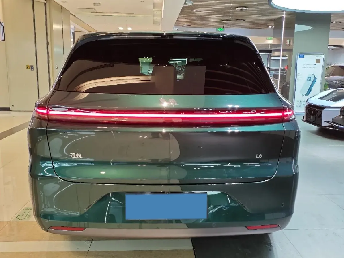 2025 Li L6 Range Extended 154HP L4 REEV,autocango,china used car exporter,china ev exporter,chinese used car exporter,chinese used ev exporter