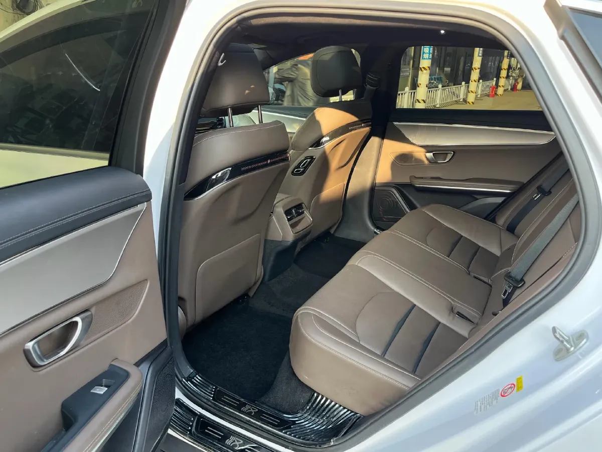 2020 WEY VV7 2.0T 227HP L4 7DCT PHEV,autocango,china used car exporter,china ev exporter,chinese used car exporter,chinese used ev exporter