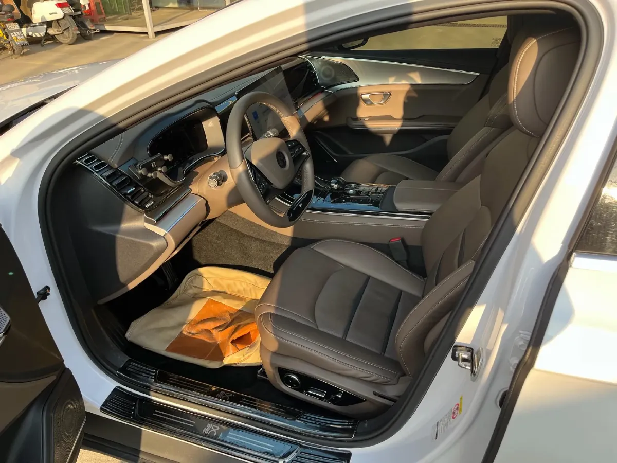 2020 WEY VV7 2.0T 227HP L4 7DCT PHEV,autocango,china used car exporter,china ev exporter,chinese used car exporter,chinese used ev exporter