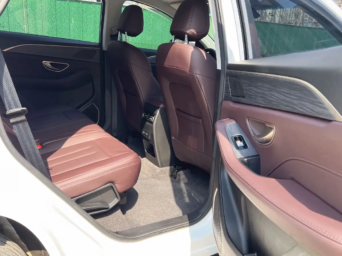 2024 Jetour X90 Plus 1.6T 197HP L4 7DCT,autocango,china used car exporter,china ev exporter,chinese used car exporter,chinese used ev exporter